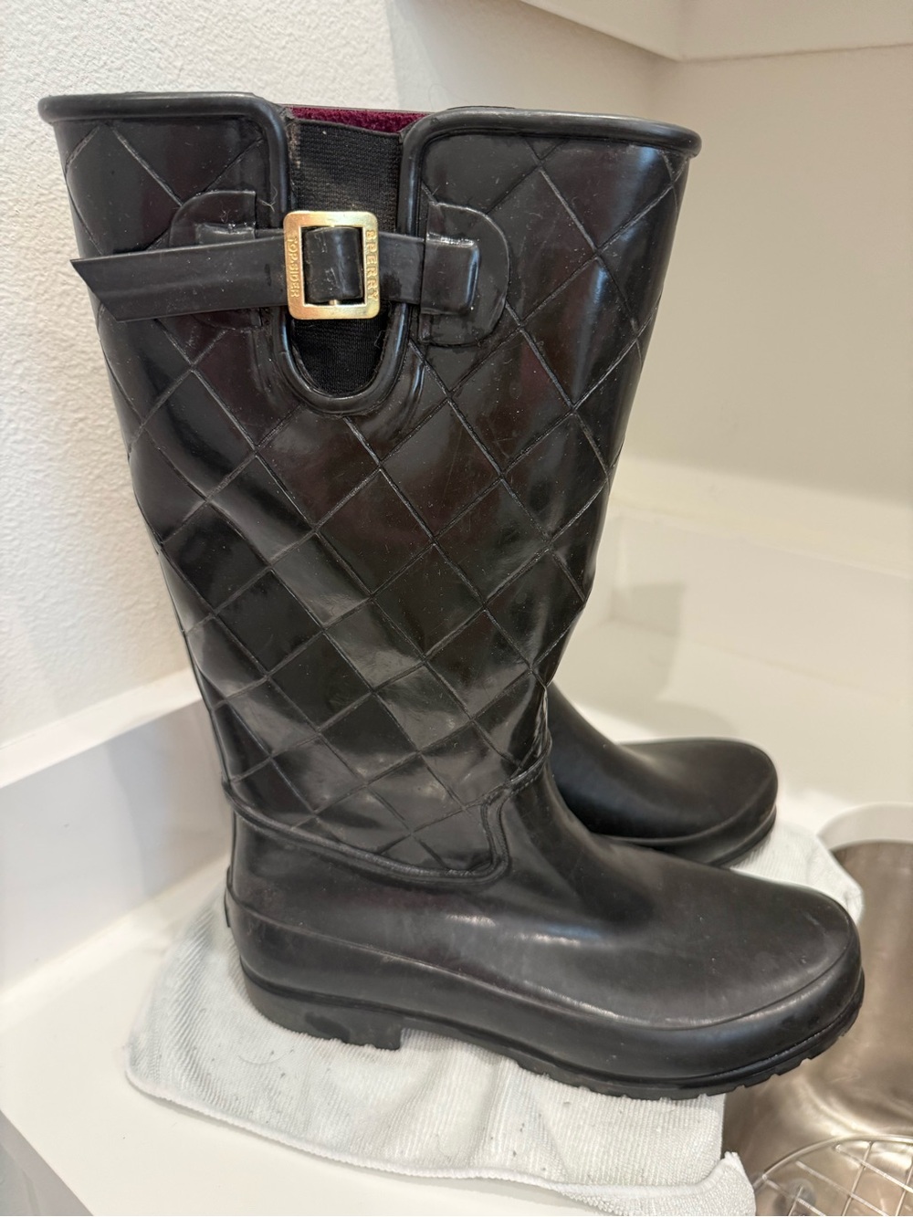 Sperry Black Quilted Tall Rain Boots with Gold Buckle SZ 10